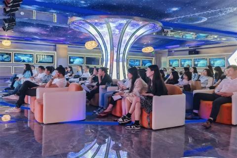 探访培育钻石，为高科技赋能！巅峰国际团队赴科微之星观摩学习