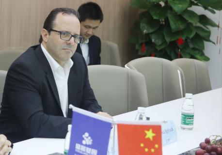 Nova Spivack先生再访巅峰国际，双方达成战略合作！